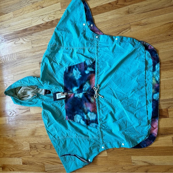 Burton poncho - Picture 2 of 3